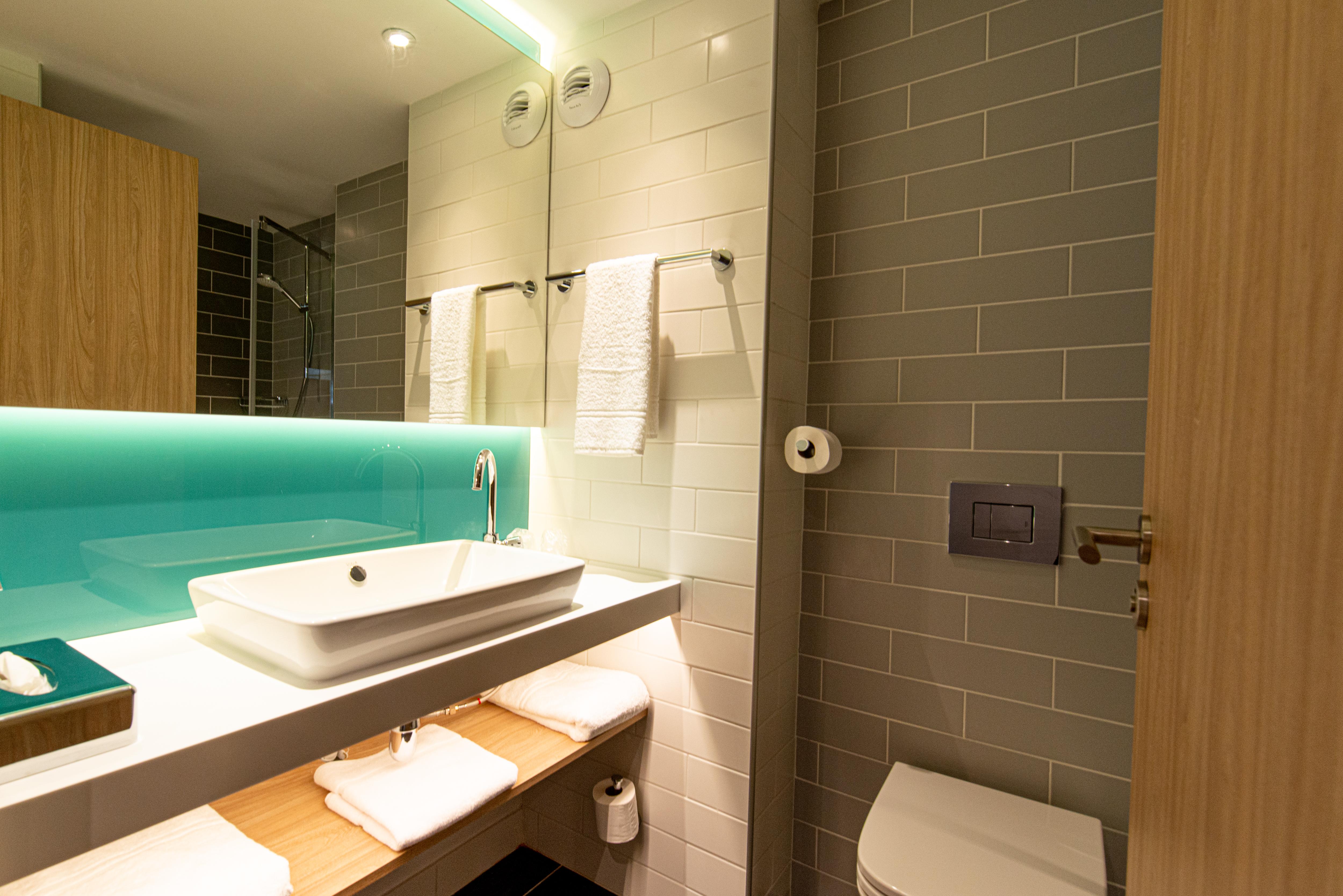 Holiday Inn Express - Bordeaux - Lormont By Ihg Экстерьер фото