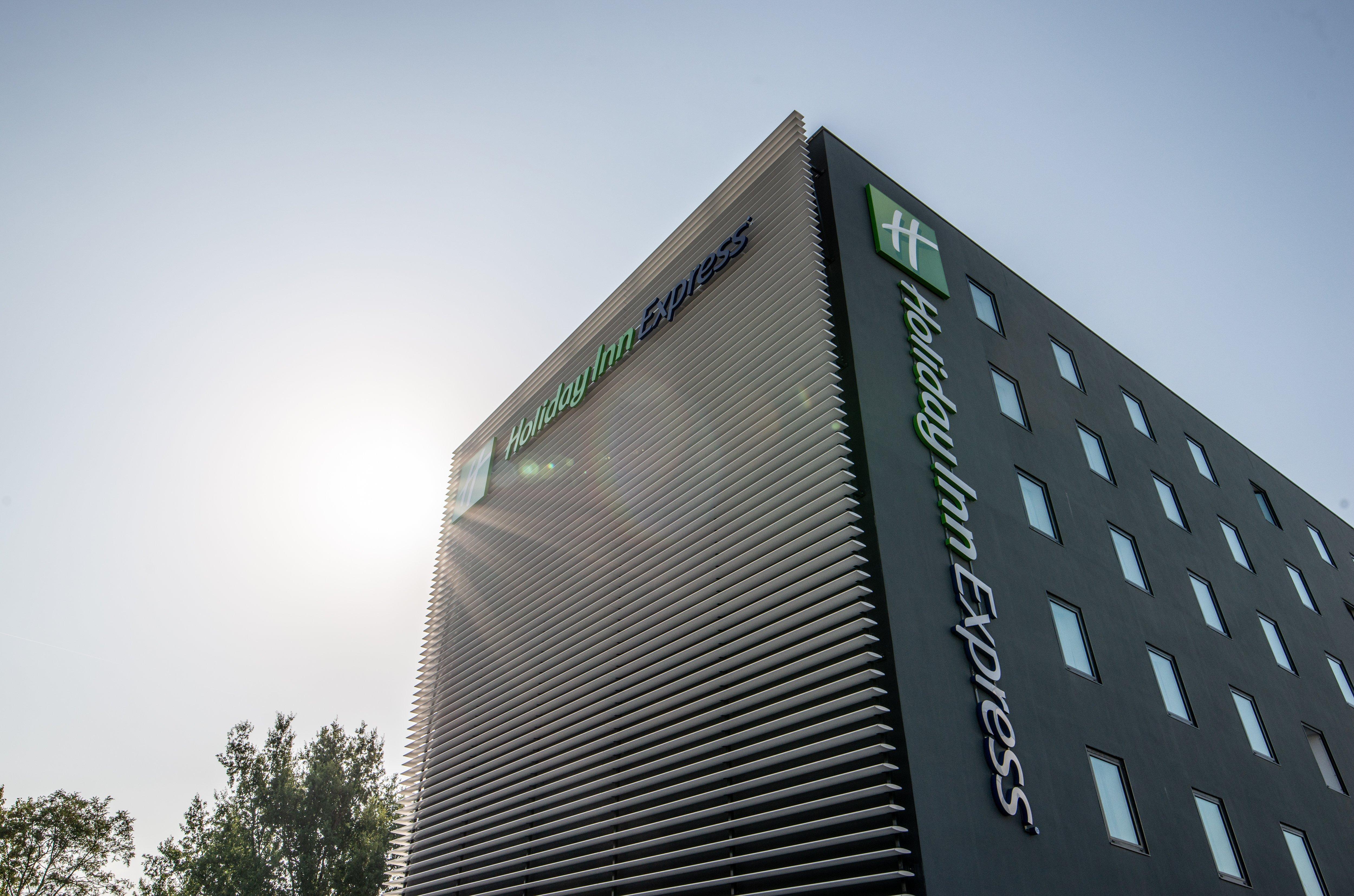 Holiday Inn Express - Bordeaux - Lormont By Ihg Экстерьер фото